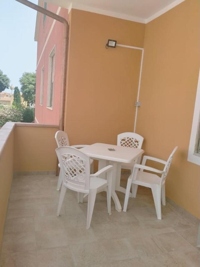 Apartamento Casa Angela Porto Torres Exterior foto